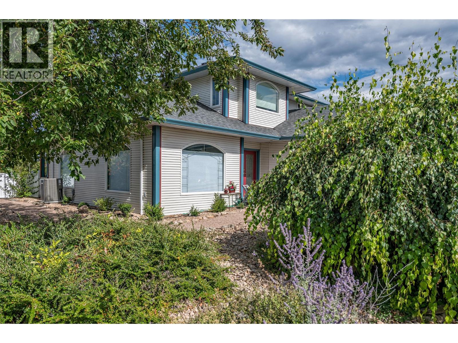 2317 Teal Pl, Vernon, BC V1H 1R1