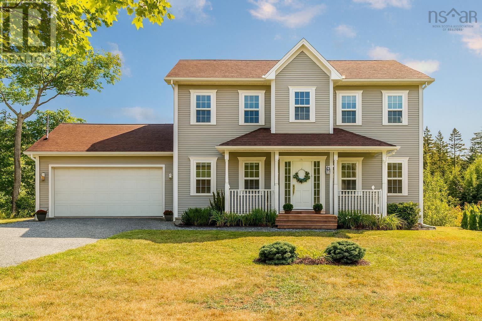 766 Westwood Blvd, Upper Tantallon, NS B3Z 4K1