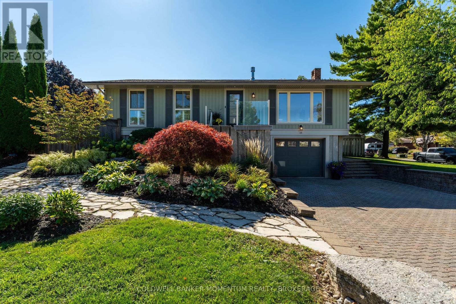 15 The Cedars, St. Catharines, ON L2M 6M7