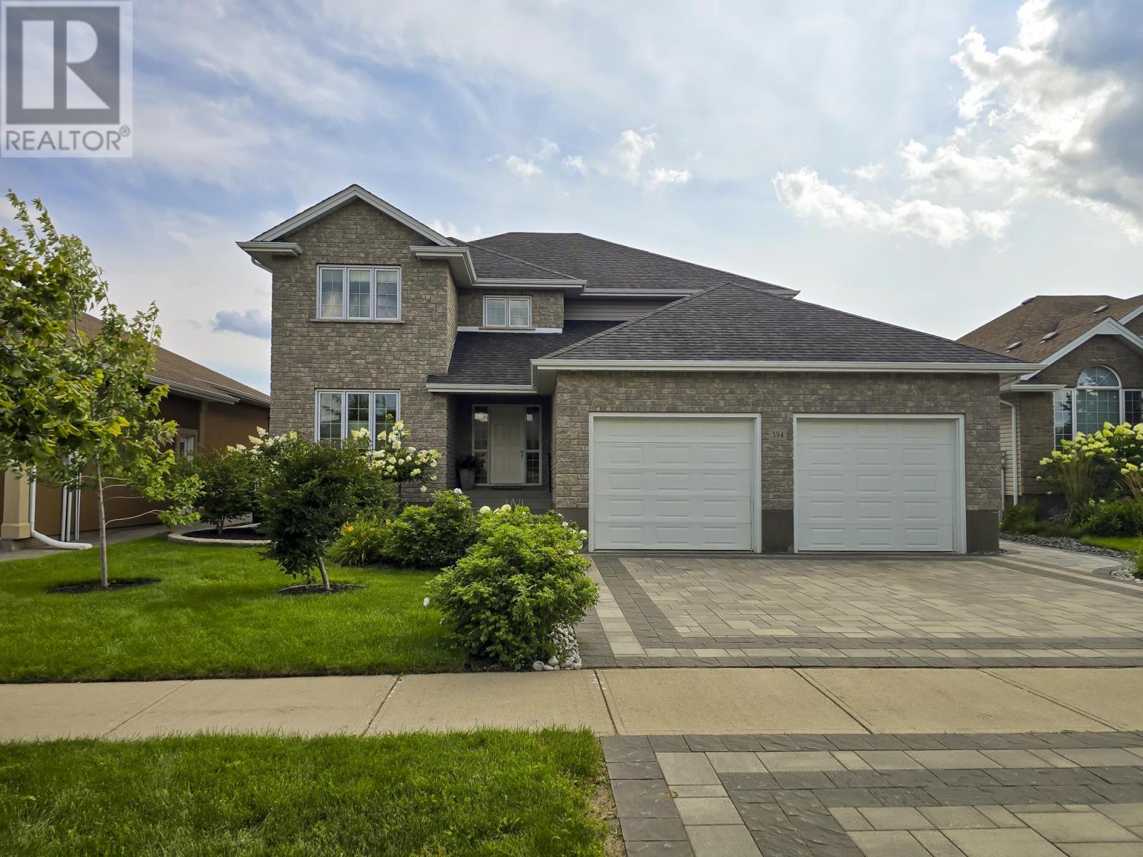 394 Summerhill Dr, Thunder Bay, ON P7B 7B8