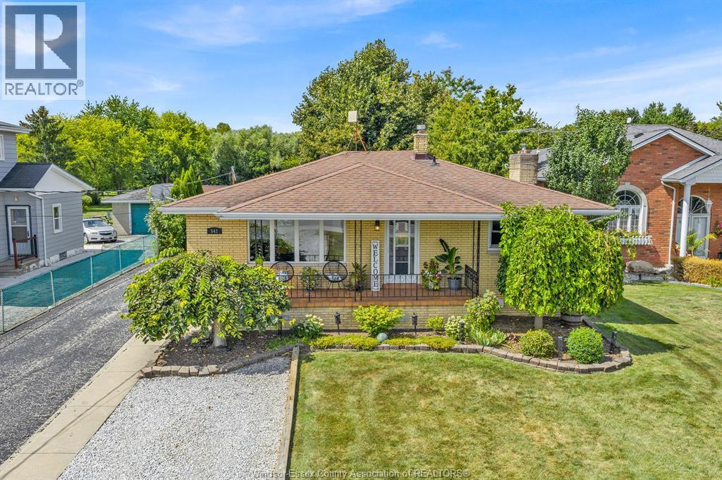 542 Concession Rd 2 N, Amherstburg, ON N9V 3E3