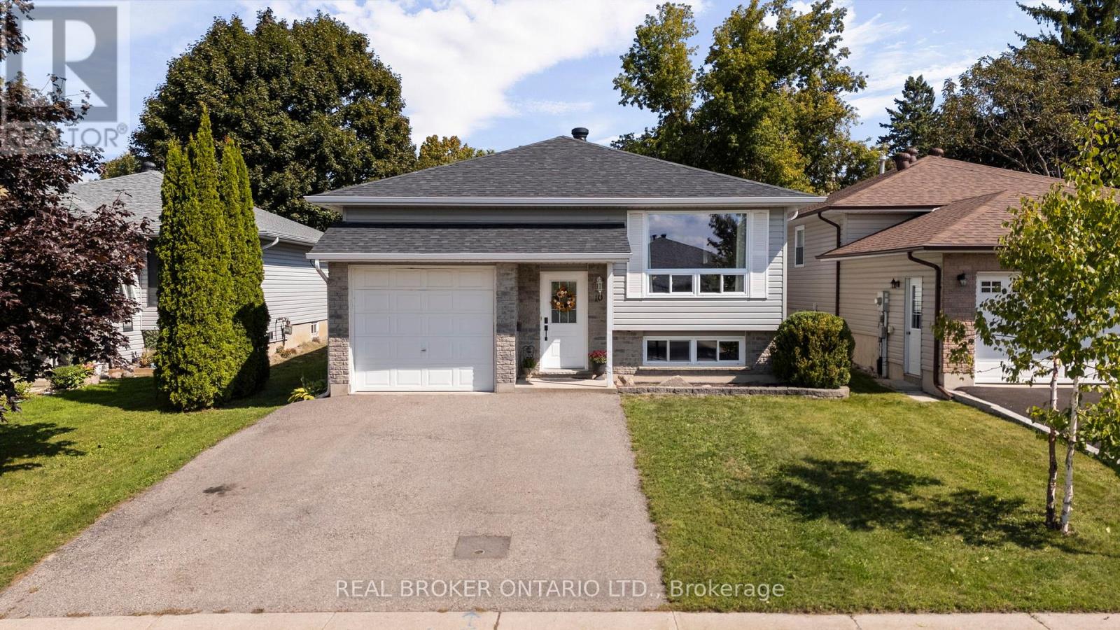 10 Jordon Cres, Orillia, ON L3V 8A9