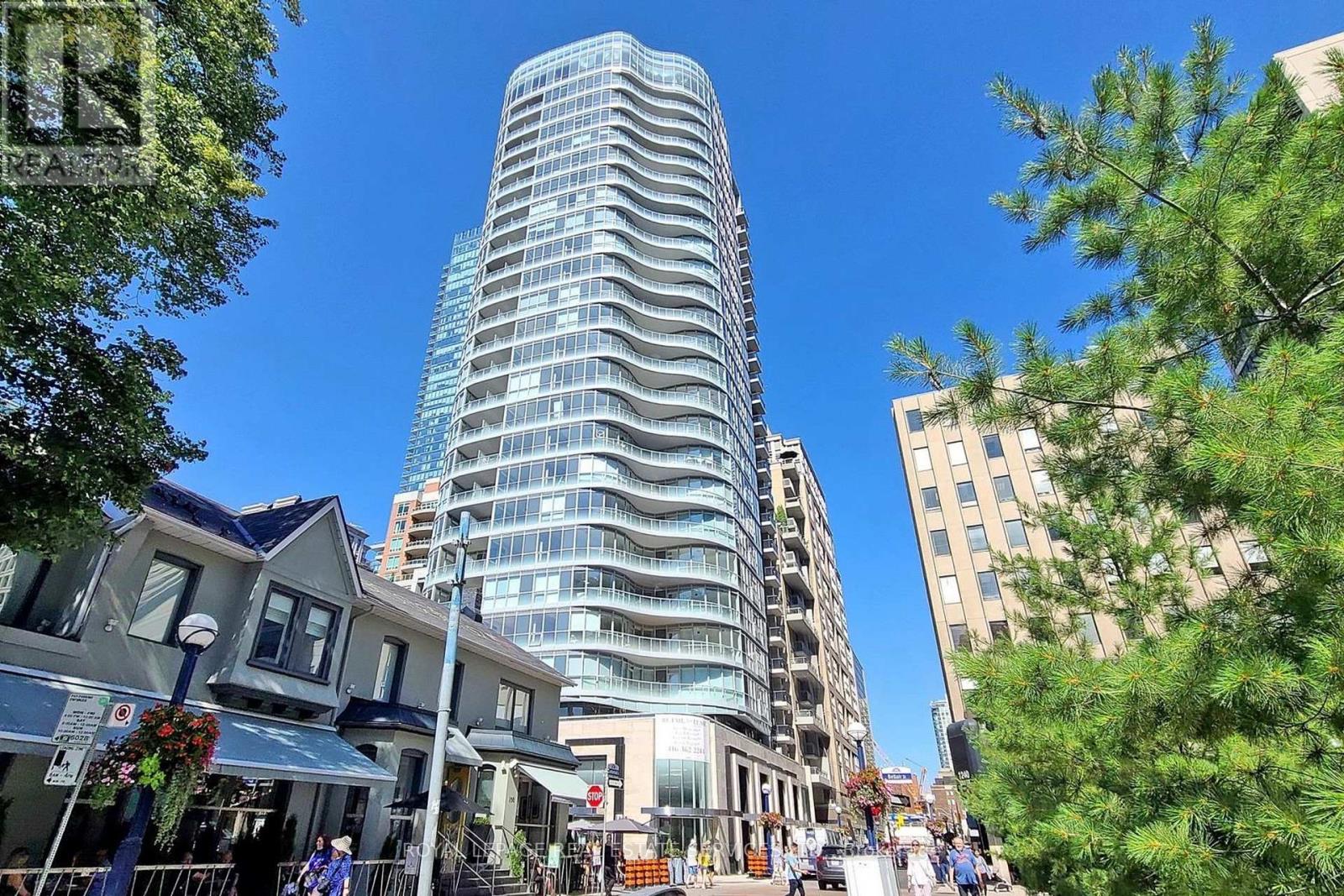 808 88 Cumberland St, Toronto, ON M5R 0C8