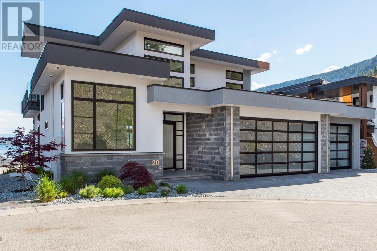 18451 Crystal Waters Road Unit 20, Lake Country, BC V4V 2G2