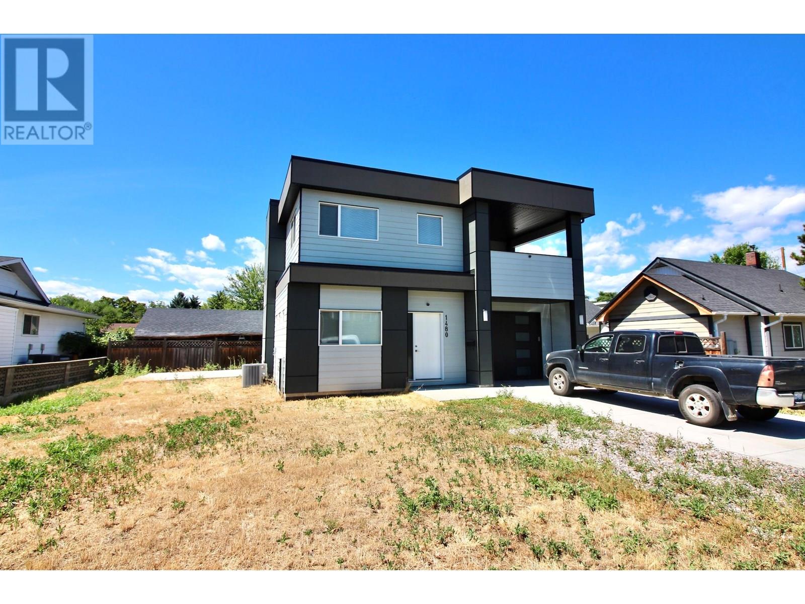 1480 Inkar Rd, Kelowna, BC V1Y 5W1