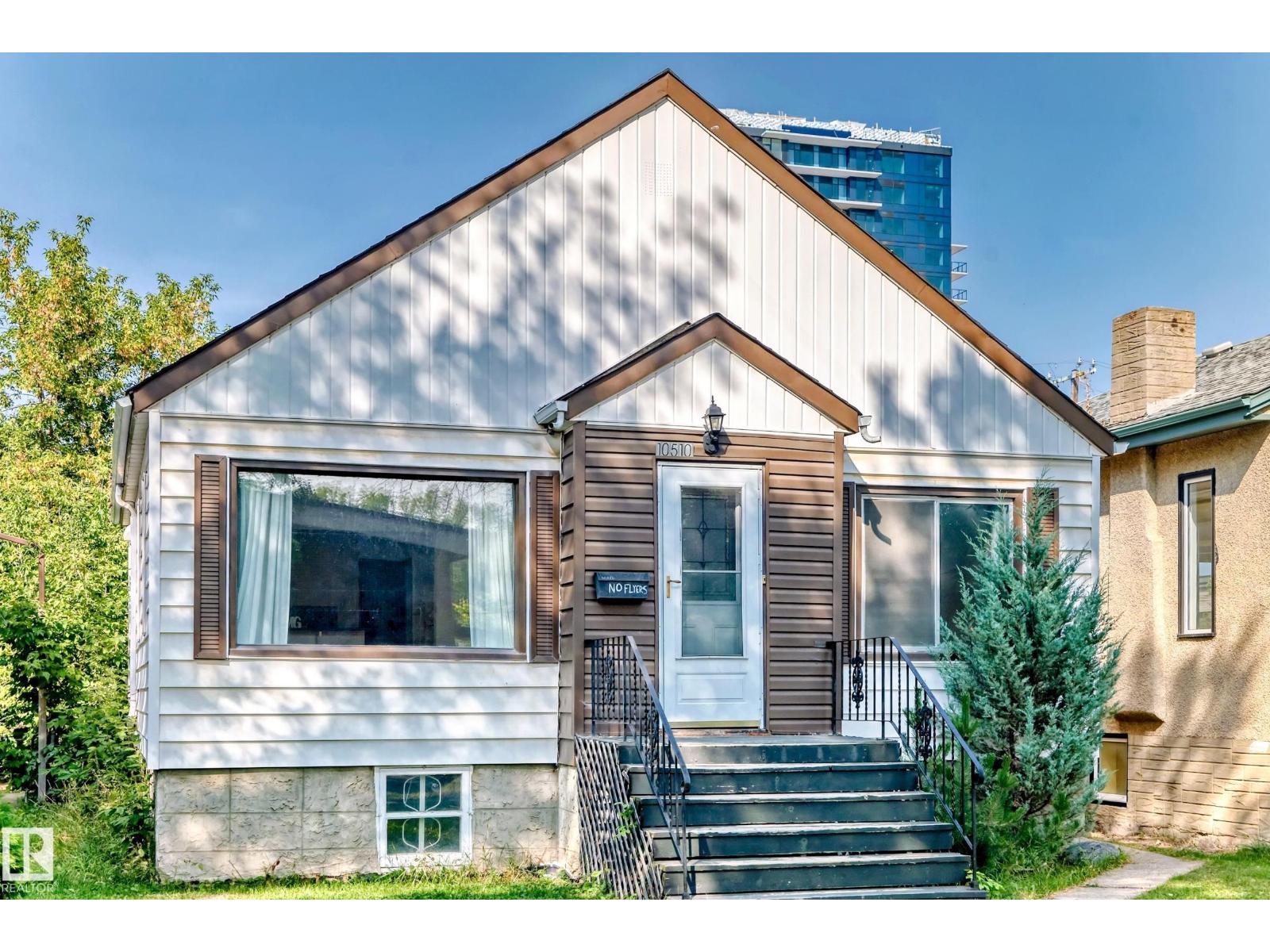 79 Av Nw Unit 10510, Edmonton, AB T6E 1R8