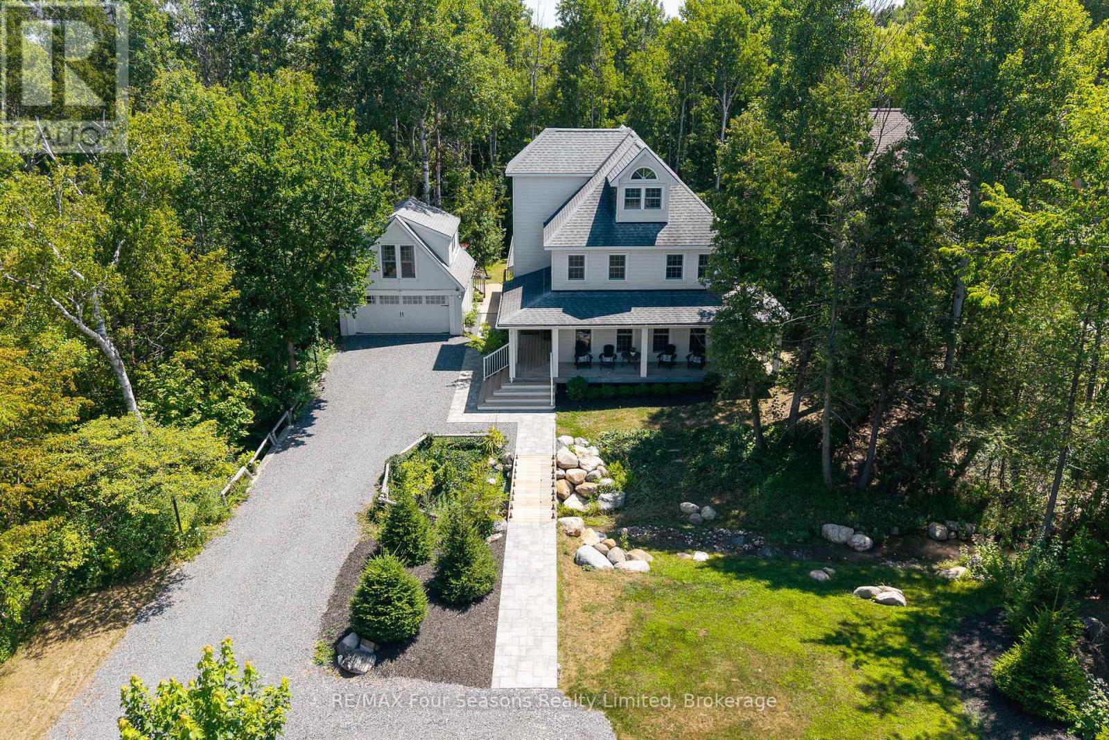 141 Aspen Way, The Blue Mountains, ON L9Y 0S7