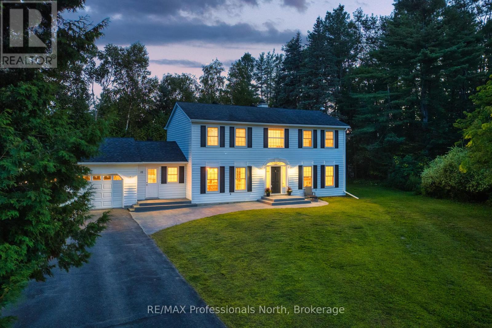 16 Brobst Forest Cres, Bracebridge, ON P1L 1C8