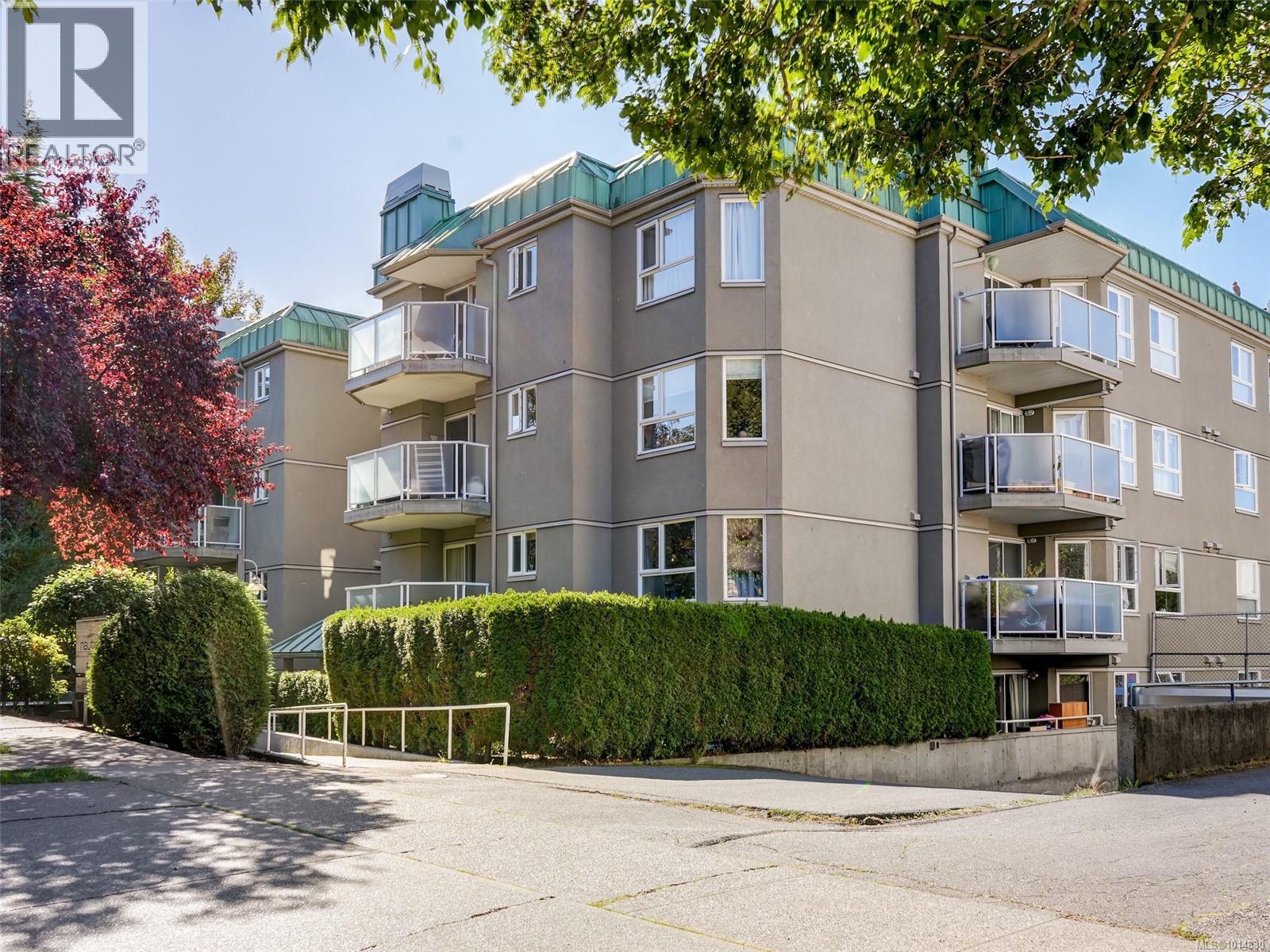 2520 Wark St Unit 204 St, Victoria, BC V8T 5G8