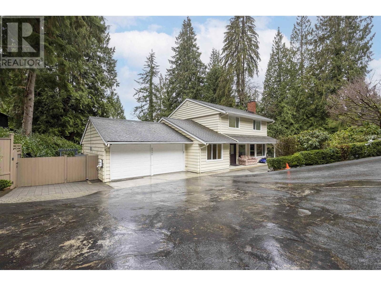 3390 Westmount Rd, West Vancouver, BC V7V 3G6