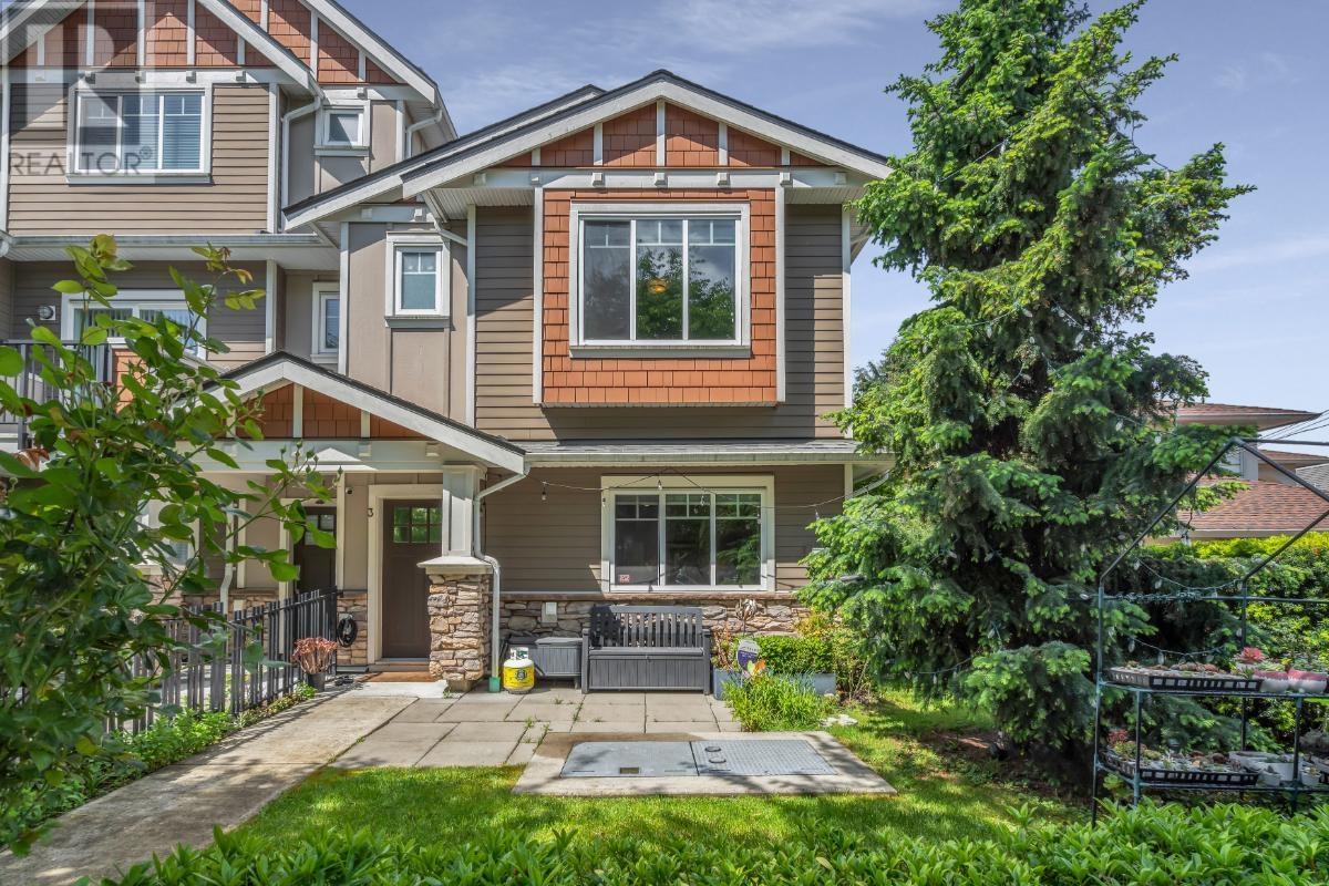 6511 No 2 Road Unit 3, Richmond, BC V7C 3L4