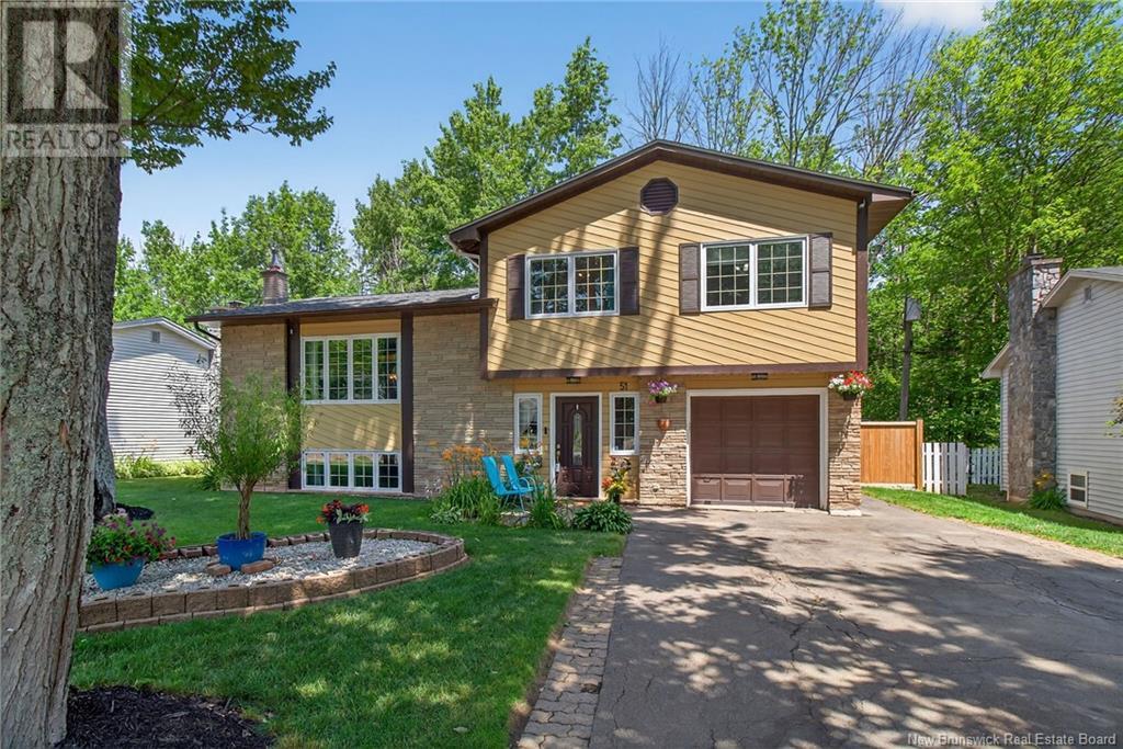 51 Lemonwood Ct, Moncton, NB E1G 1S8