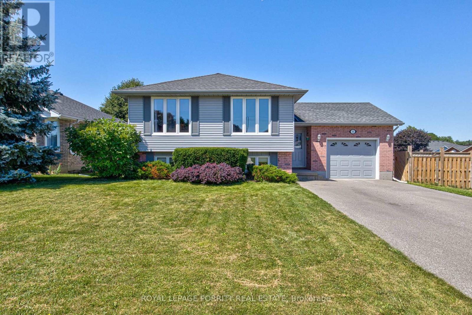 55 Windsor Dr, Brant, ON N0E 1N0