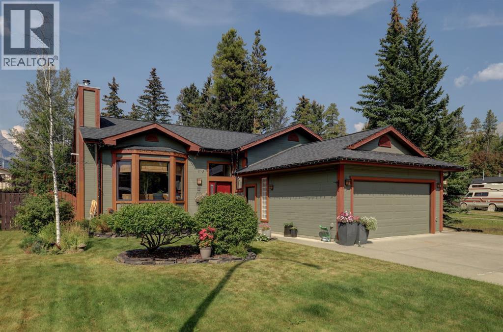 2 Larch Close, Canmore, AB T1W 1W3