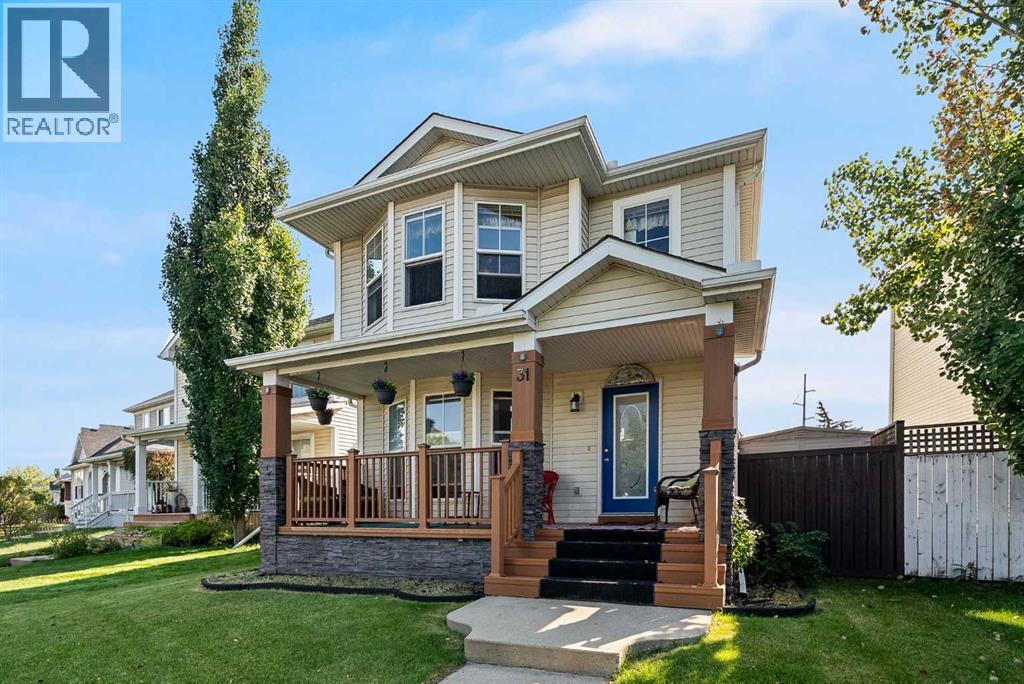 31 Inverness Grv SE, Calgary, AB T2Z 3K3