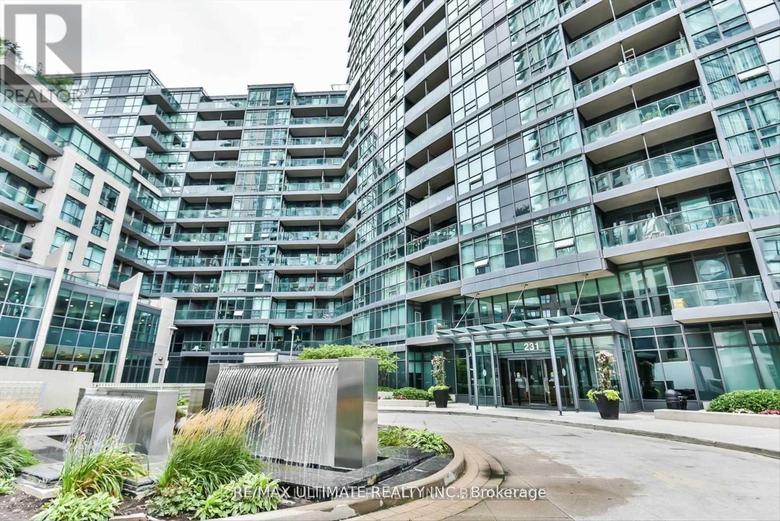 228 231 Fort York Blvd, Toronto, ON M5V 1B2