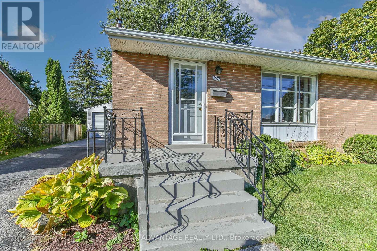 237 Rainbow Ave, London East East H, ON N5W 4V9