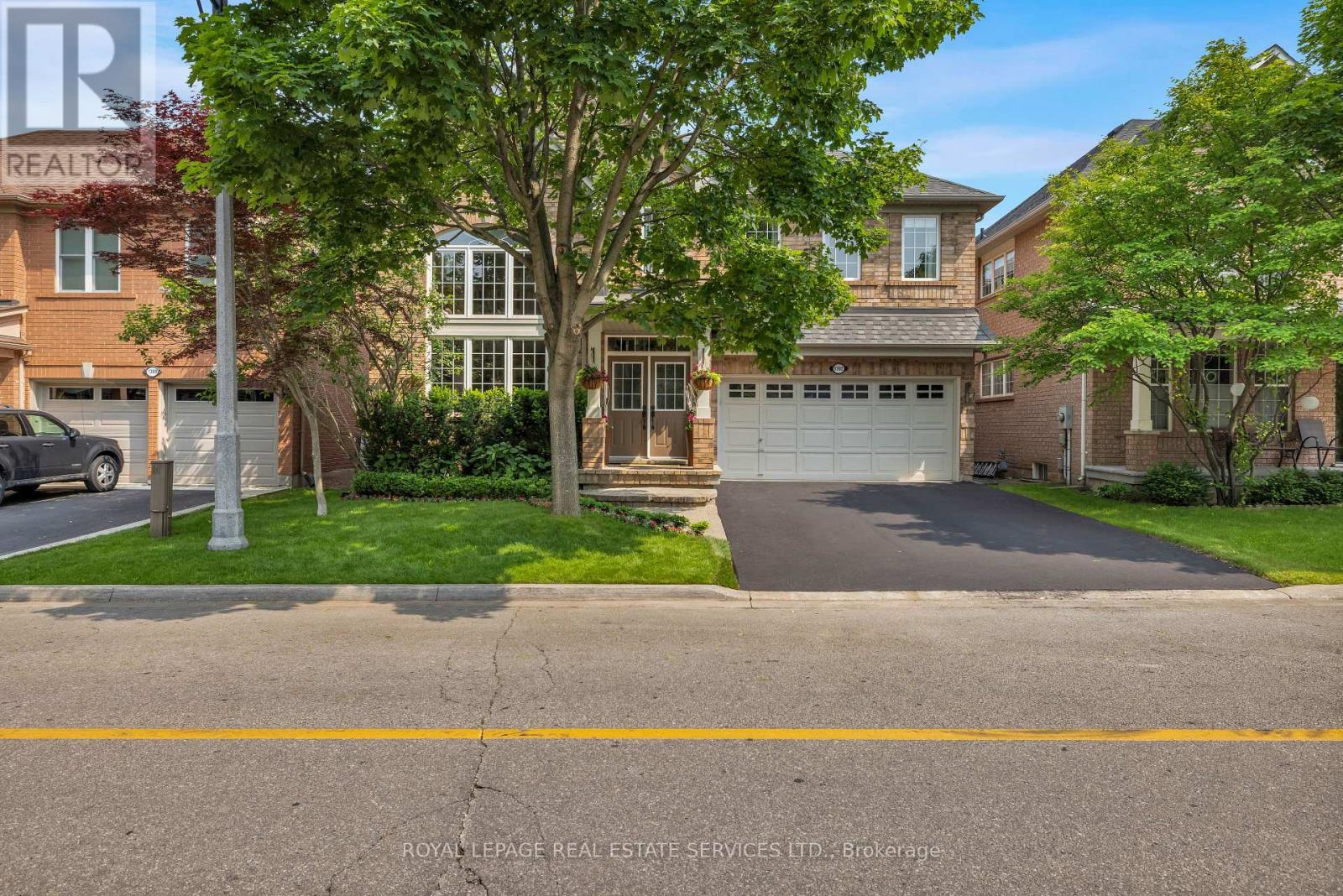 1392 Pinecliff Rd, Oakville, ON L6M 3Z1