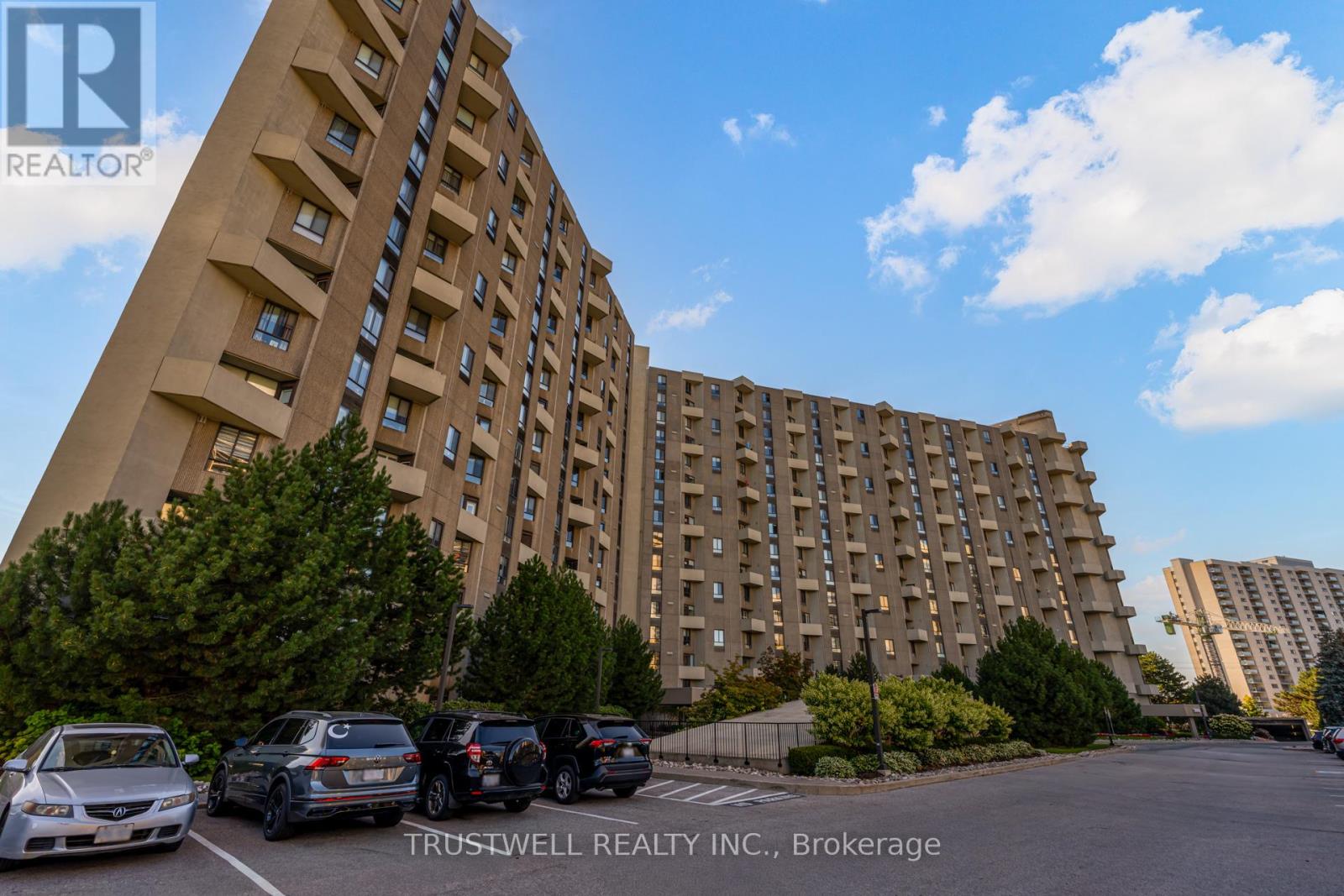 300 Mill Rd A39 Rd, Toronto, ON M9C 1Y4