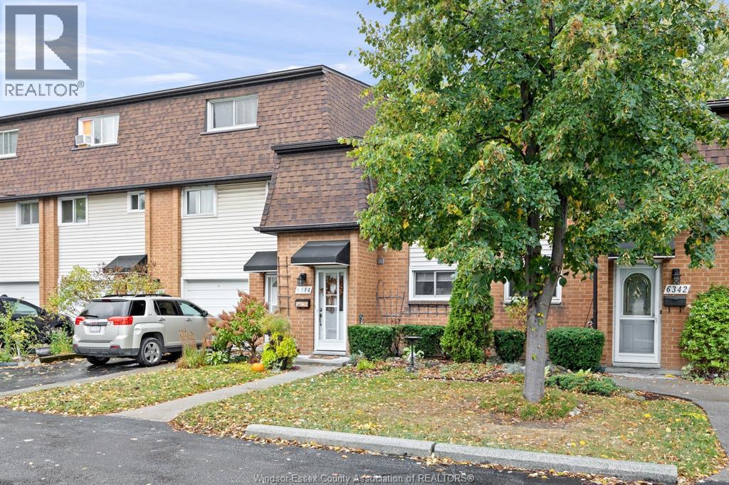 6344 Thornberry, Windsor, ON N8T 3A2