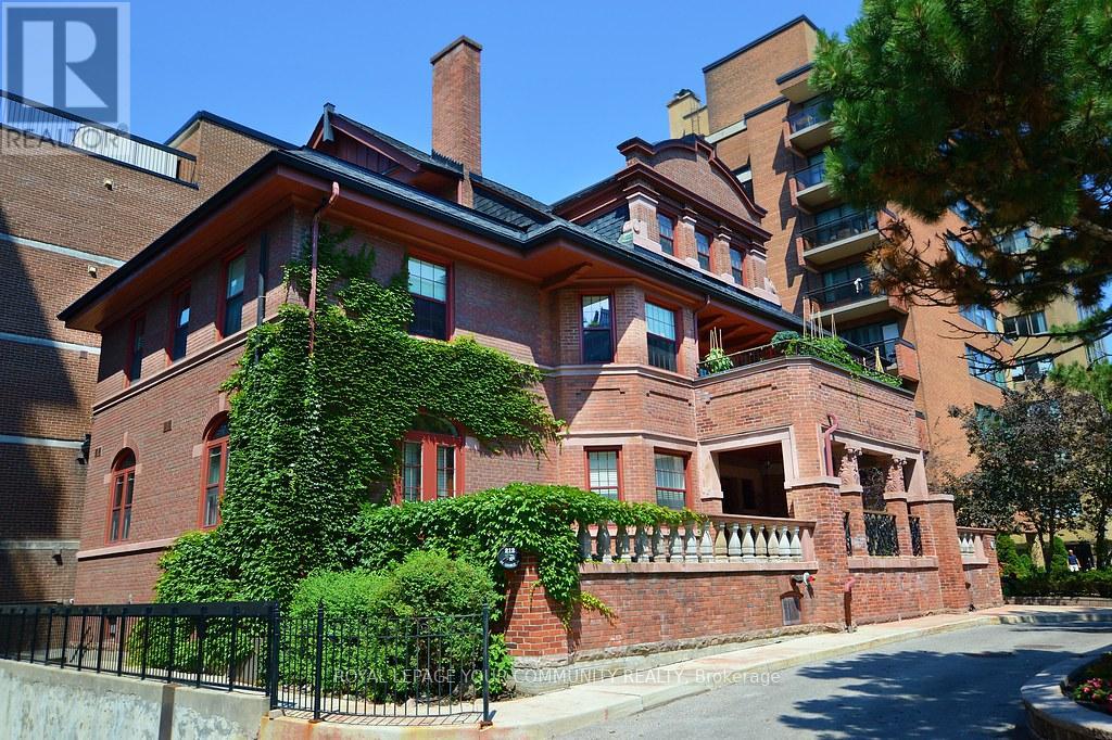 503 212 St George St, Toronto, ON M5R 2N8