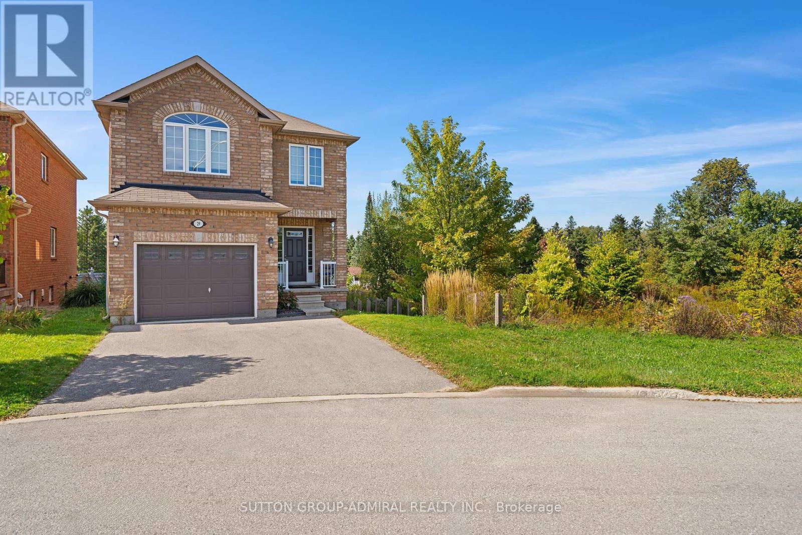 29 Crew Ct, Barrie, ON L4N 5S4
