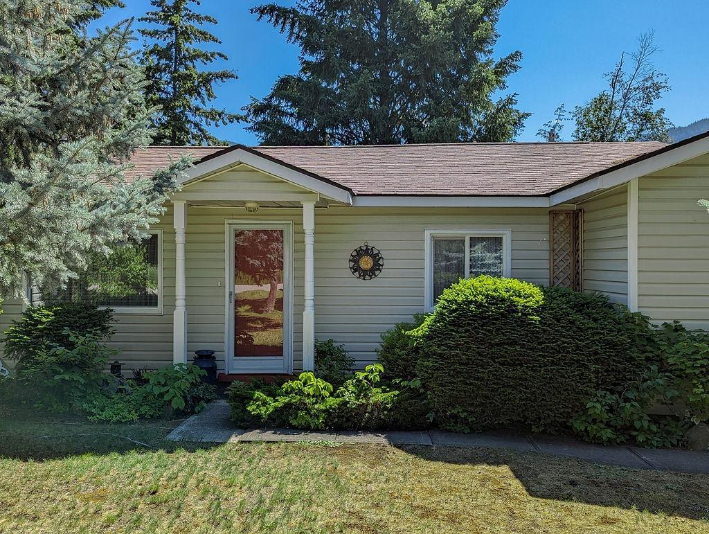 Castlegar, BC homes for sale & real estate listings Houseful