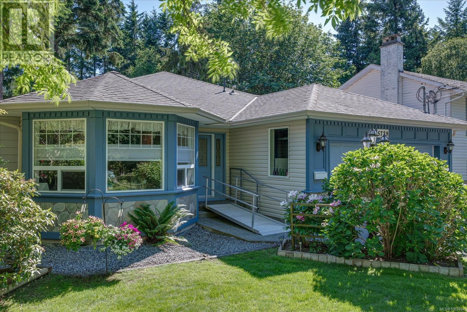 5739 Malpass Rd, Nanaimo, BC V9T 2N3