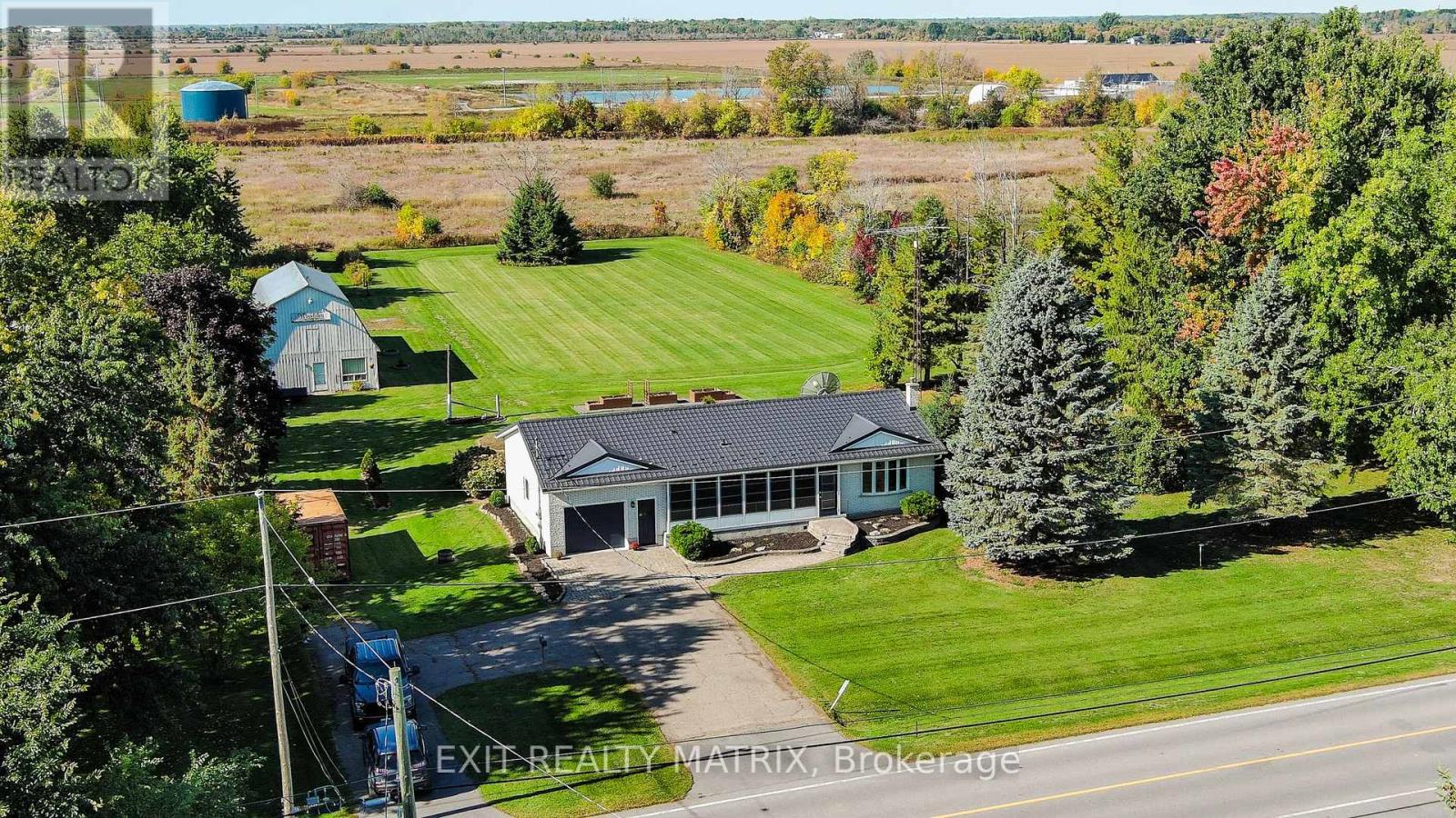 12187 County Road 3 Rd W, North Dundas, ON K0C 2K0