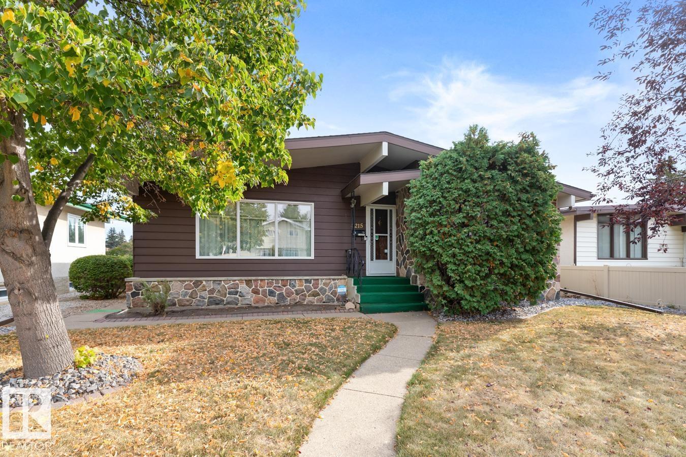 117 St Nw Unit 4215, Edmonton, AB T6J 1T5