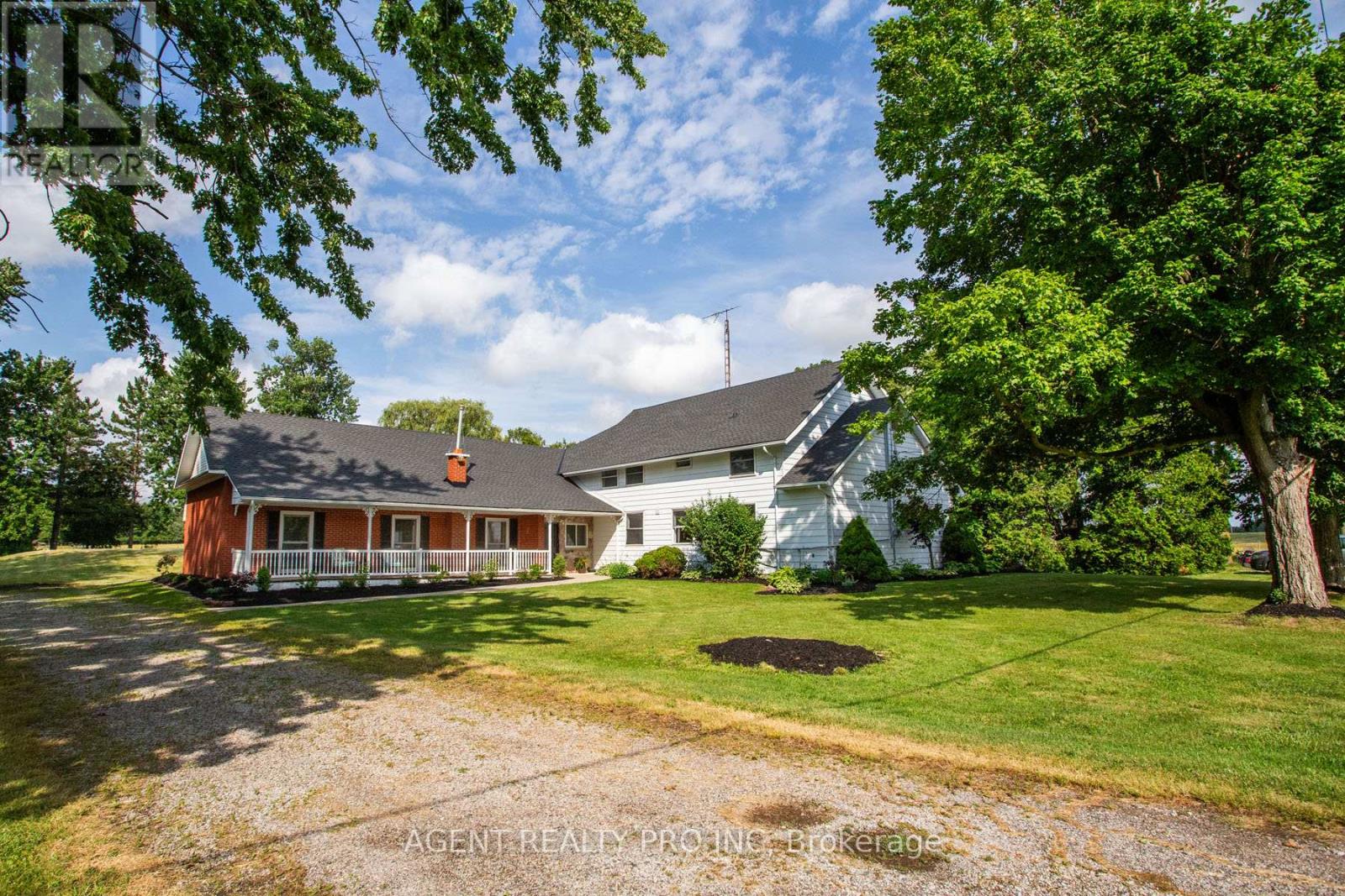 24264 Coldstream Rd, Middlesex Centre, ON N0M 2A0