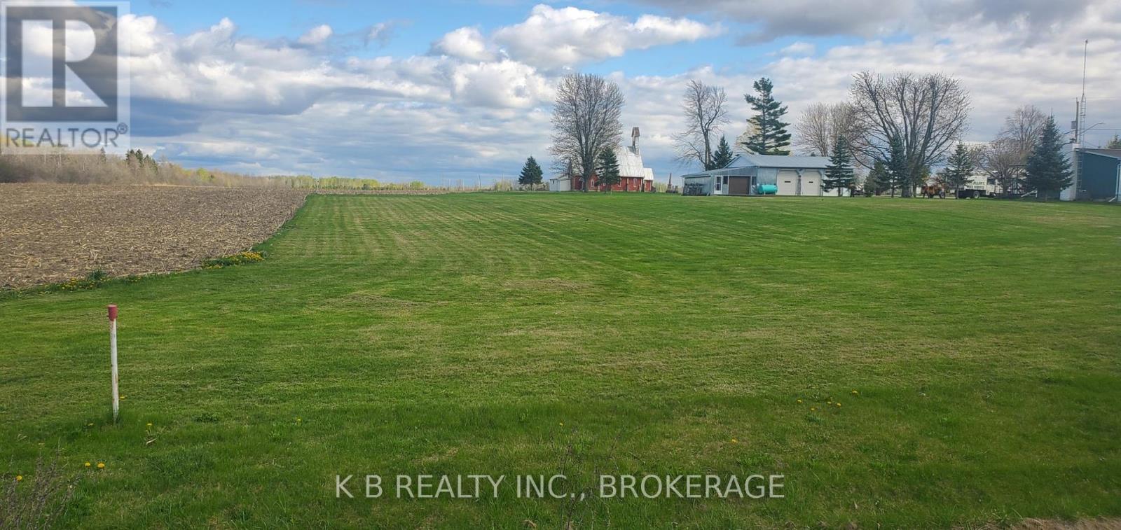 124 Main St, Merrickville-Wolford, ON K0G 1G0