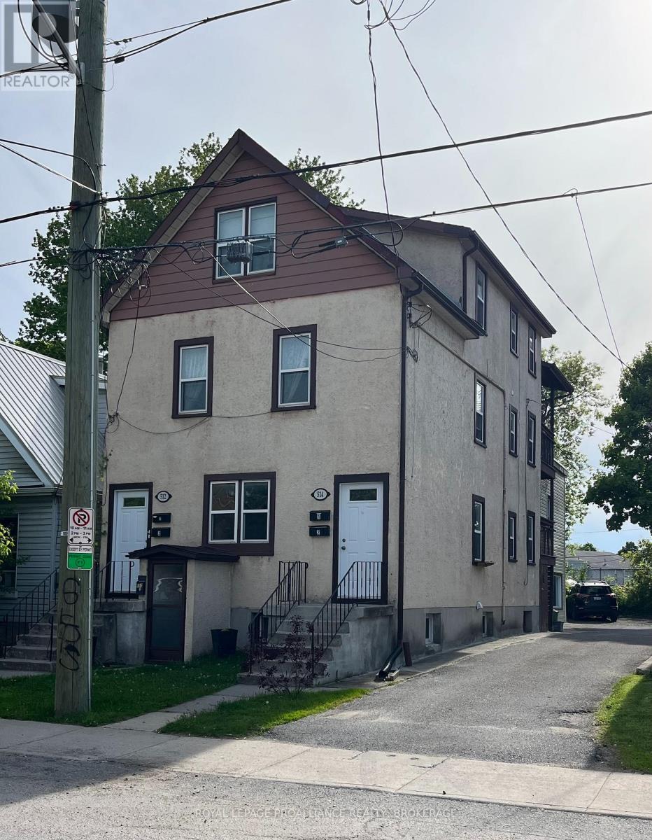 512-514 Macdonnell St, Kingston, ON K7K 4W7