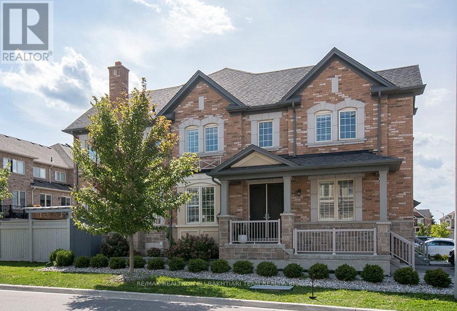 43 Drizzel Cres, Richmond Hill, ON L4E 1G8