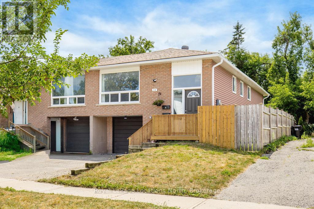 34 Carlton Rd, Barrie, ON L4M 5J6