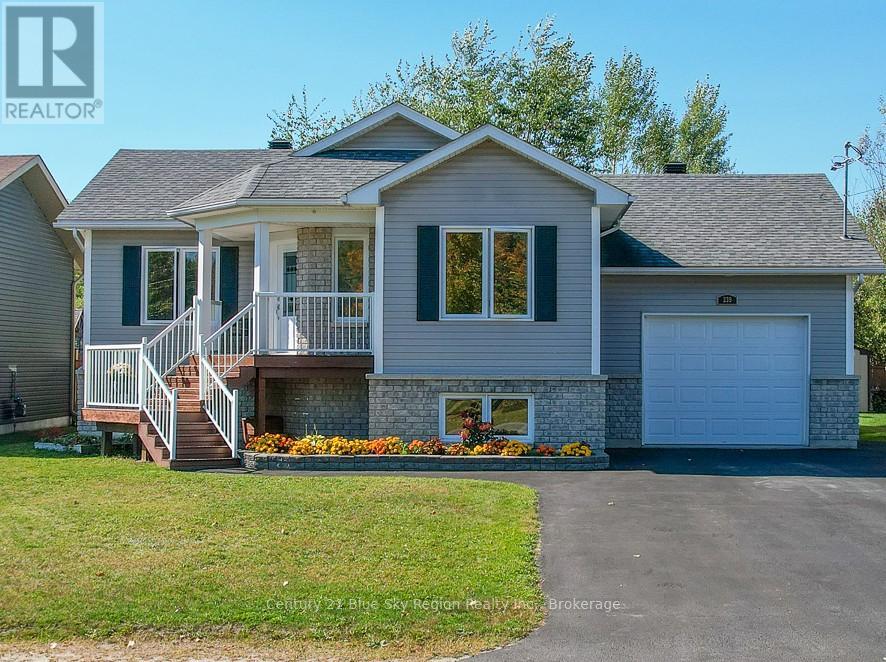 239 Park St, West Nipissing Sturgeon Falls, ON P2B 3C2