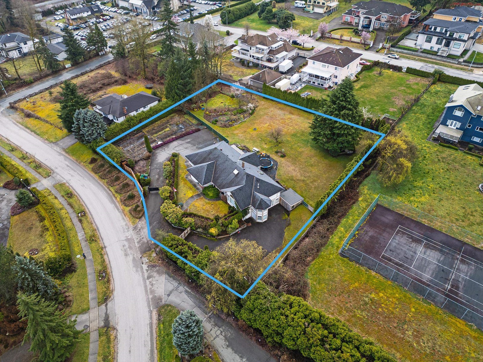 17484 Abbey Dr, Surrey, BC V4N 4H2