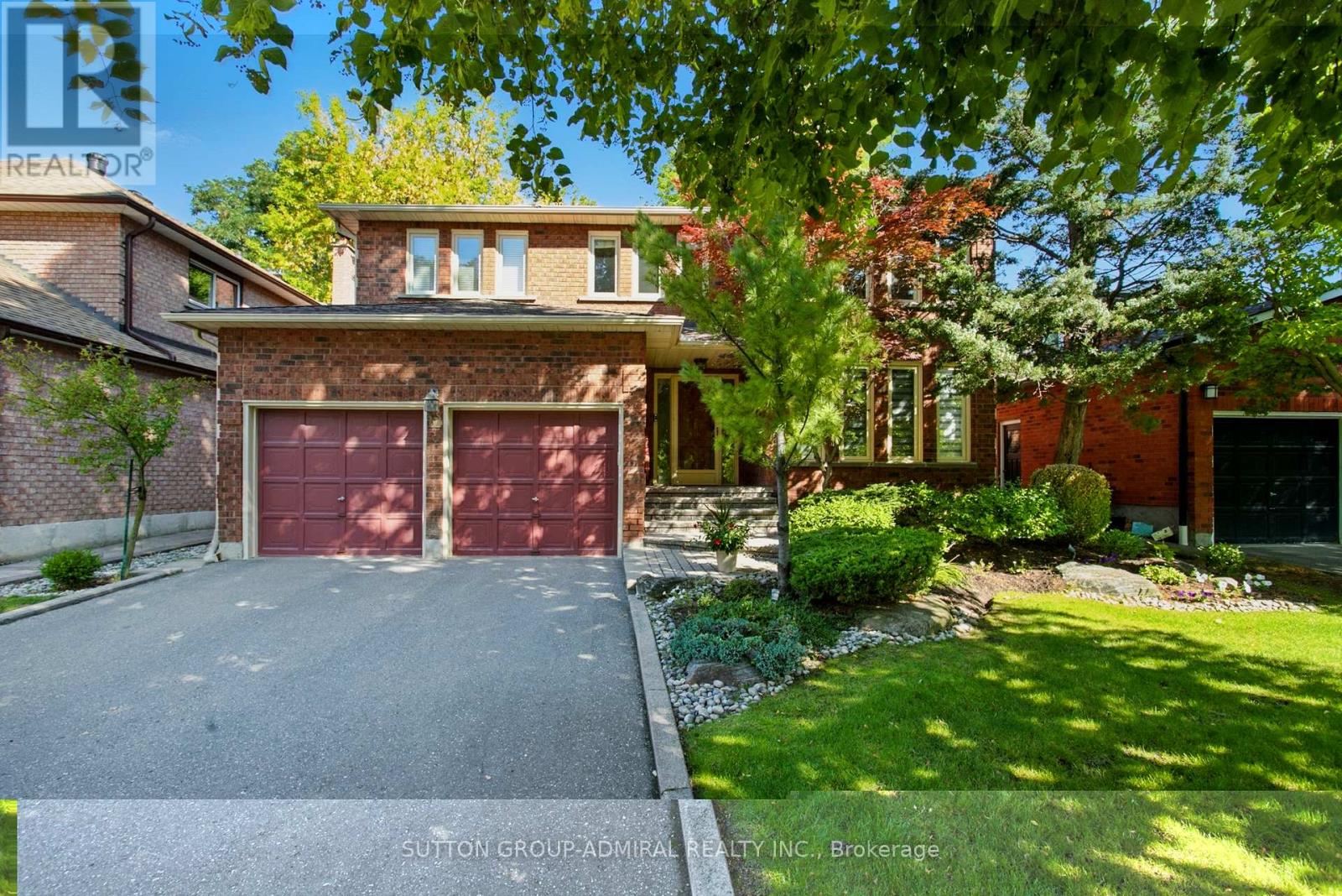 12 Glendale Rd, Markham, ON L3T 6X9