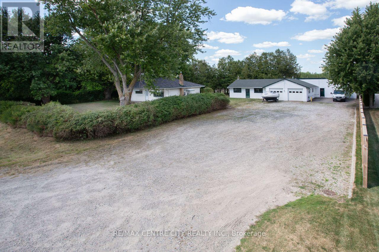 5604 Dundas St, Thames Centre, ON N0L 1G4