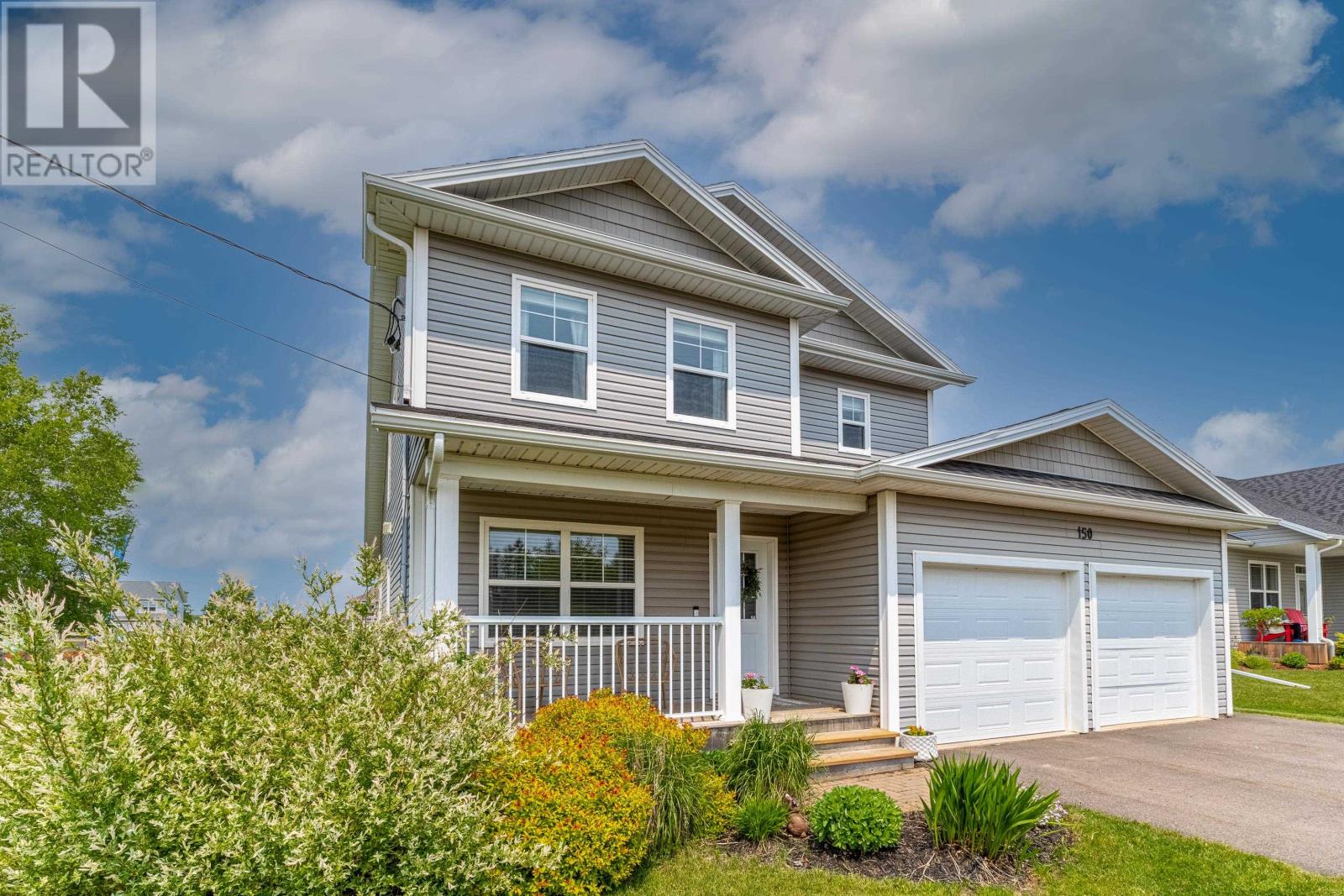 150 Royalty Rd, Charlottetown, PE C1E 3G1