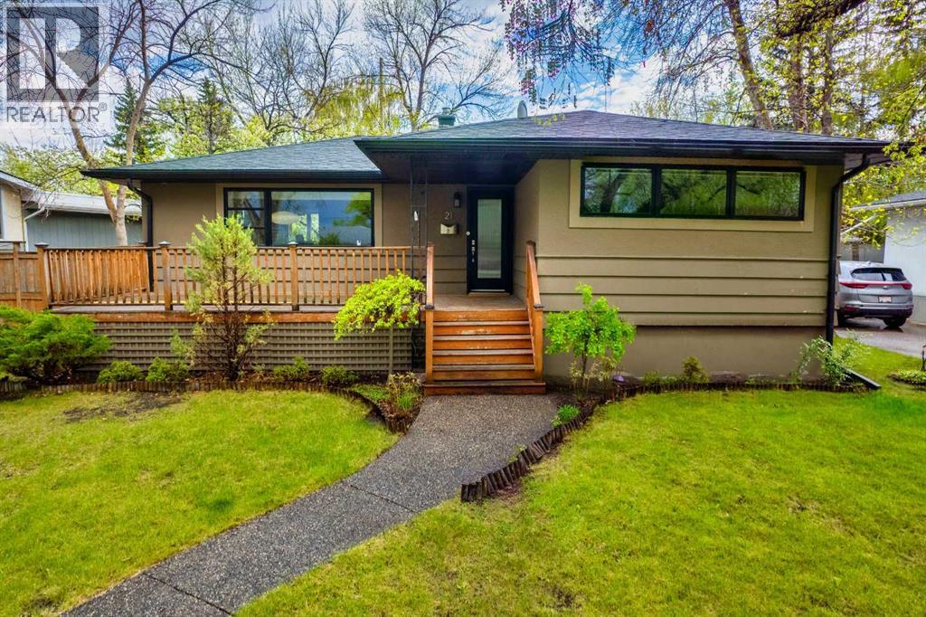 21 Mayfair Rd SW, Calgary, AB T2V 1Y5