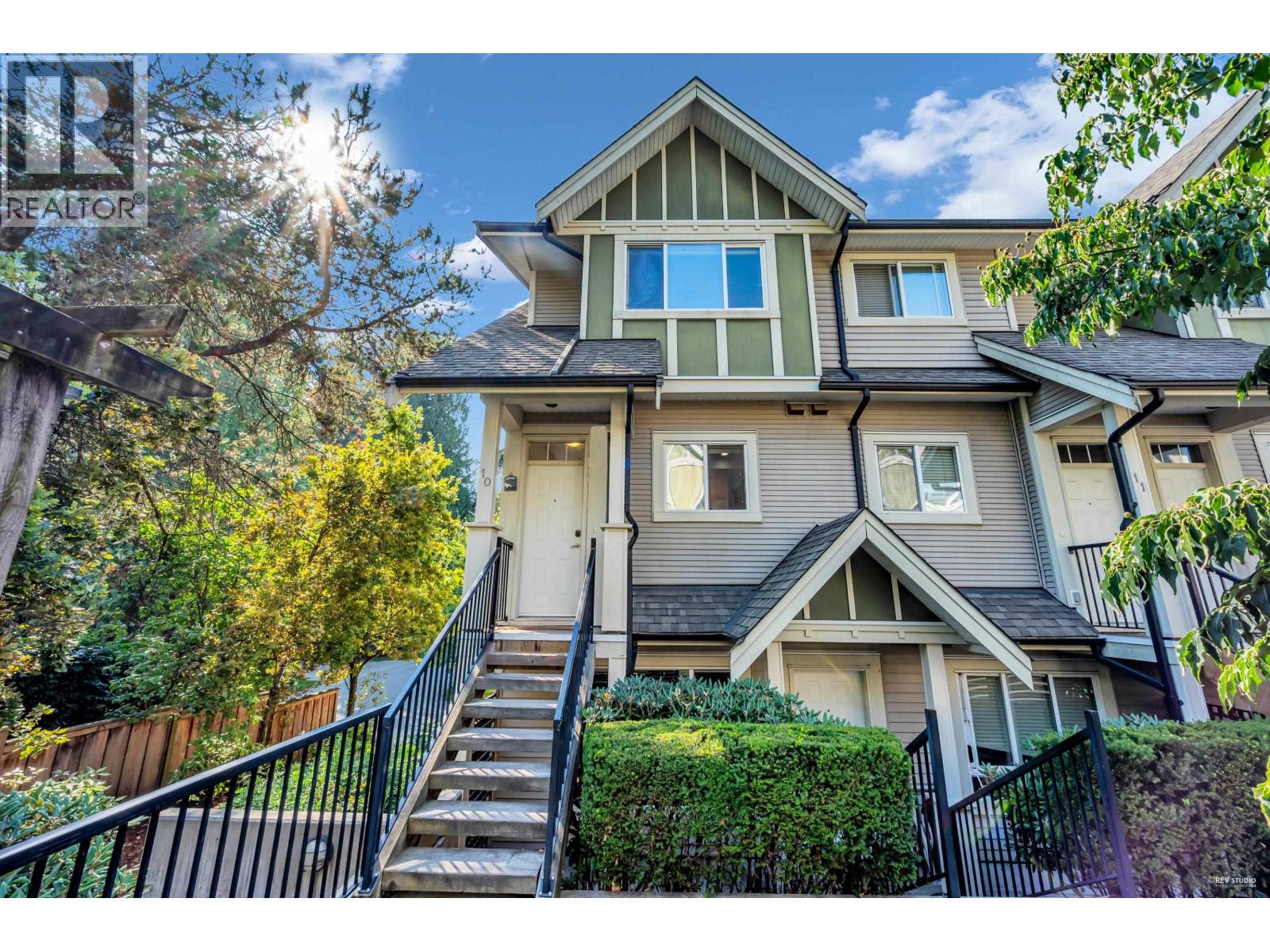 6888 Rumble Street Unit 10, Burnaby, BC V5E 1A8