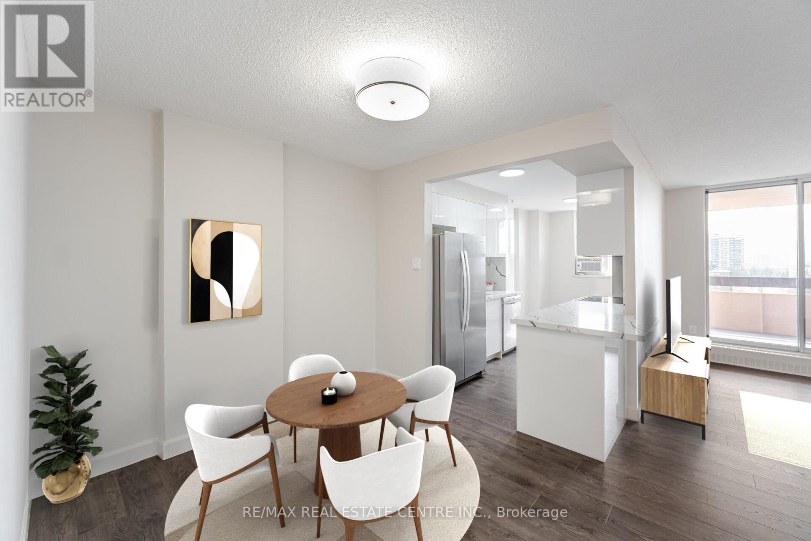 1111 1615 Bloor St, Mississauga, ON L4X 1S2