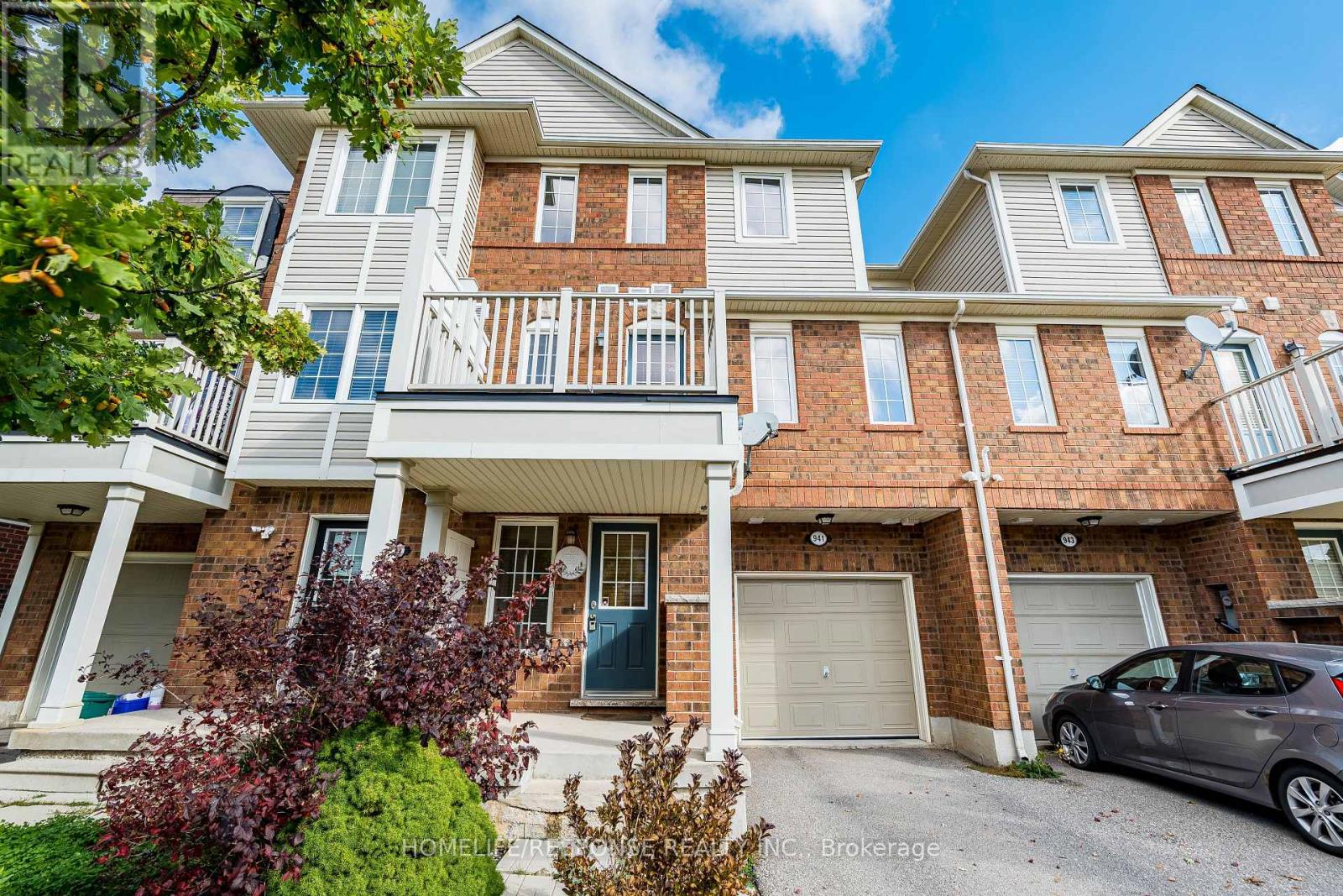941 Hasselfeldt Hts, Milton, ON L9T 0M5