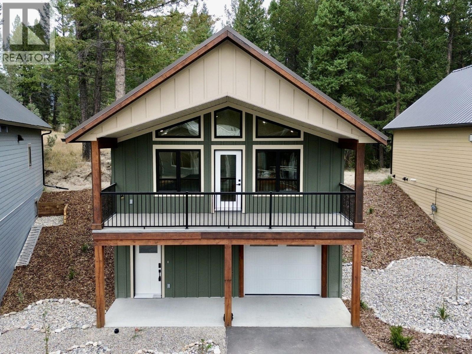 1938 Foxwood Trail Unit 3, Windermere, BC V0B 2L2