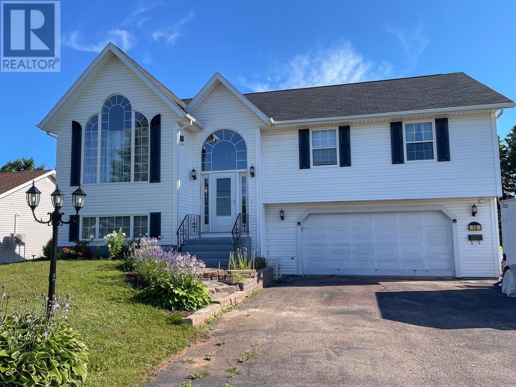 14 Millennium Dr, Stratford, PE C1B 2H3