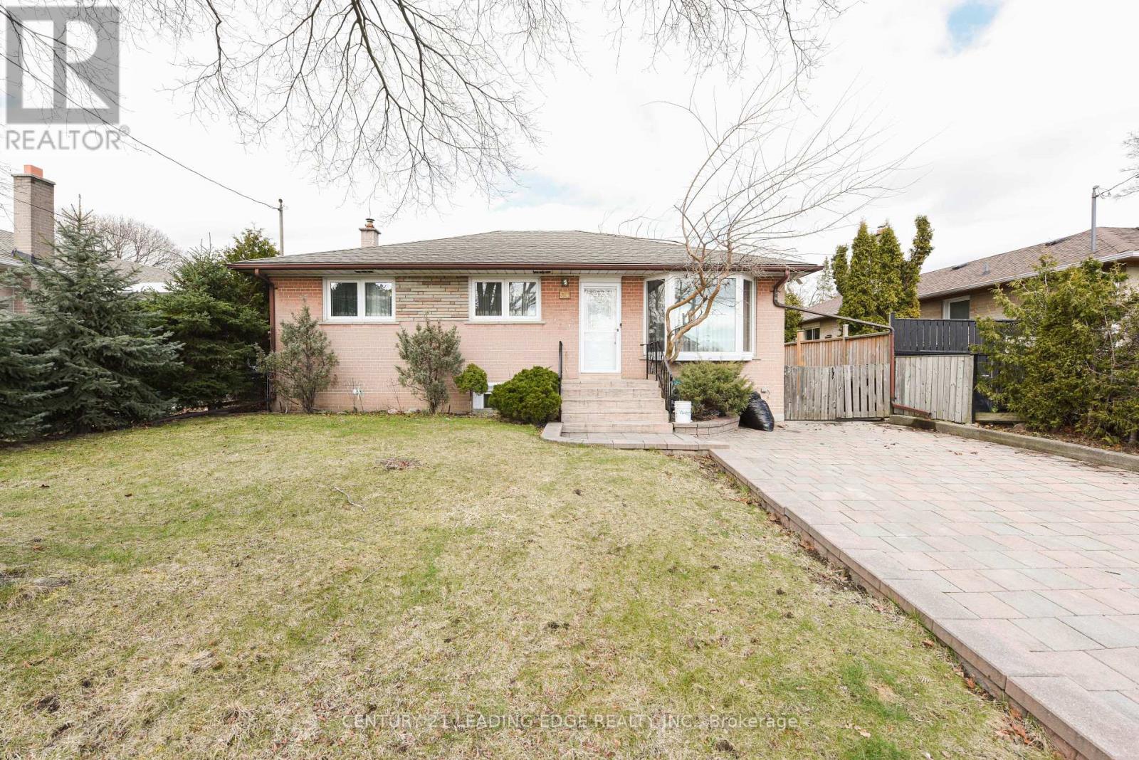34 Paragon Rd, Toronto Kingsview Village-the Westway, ON M9R 1J8