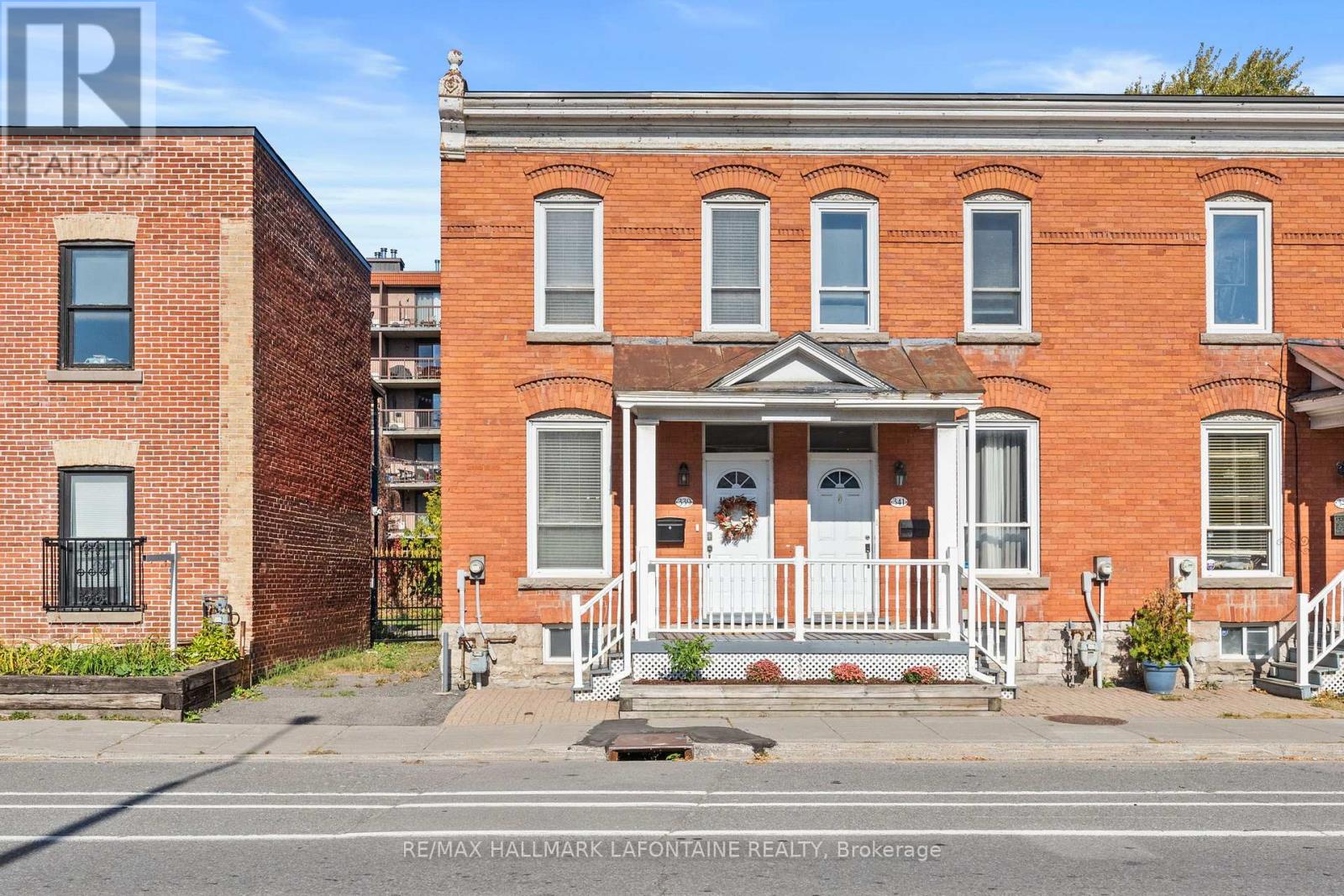 339 St Patrick St, Ottawa, ON K1N 5K6