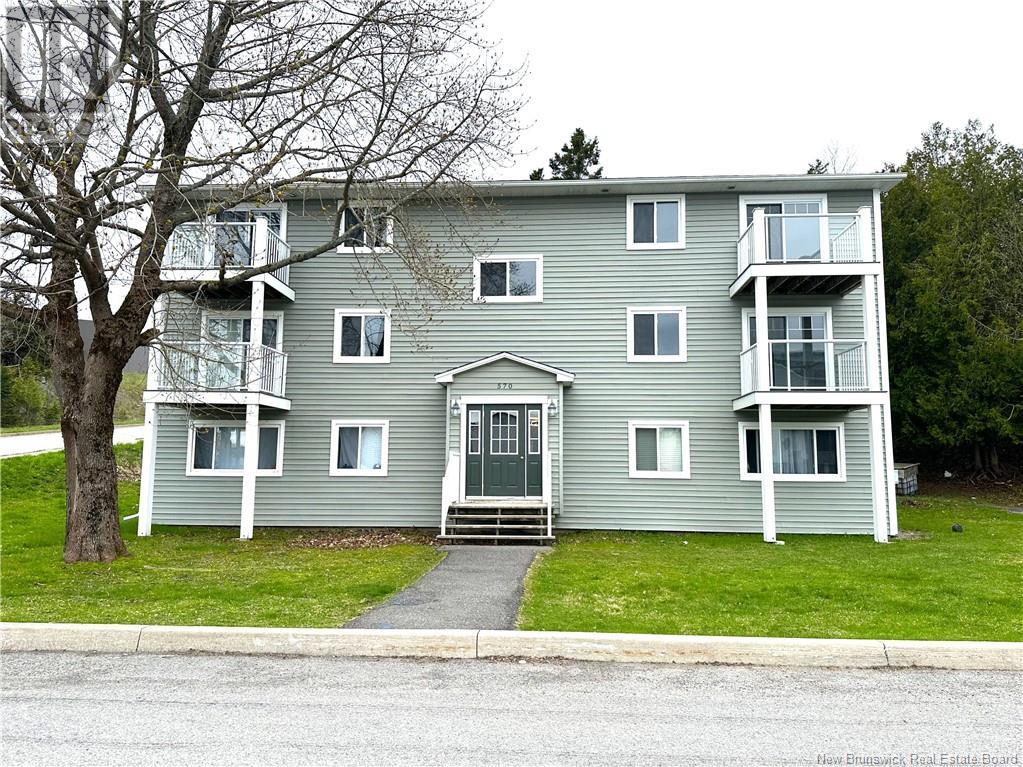 570 Tartan St, Saint John, NB E2K 2R7