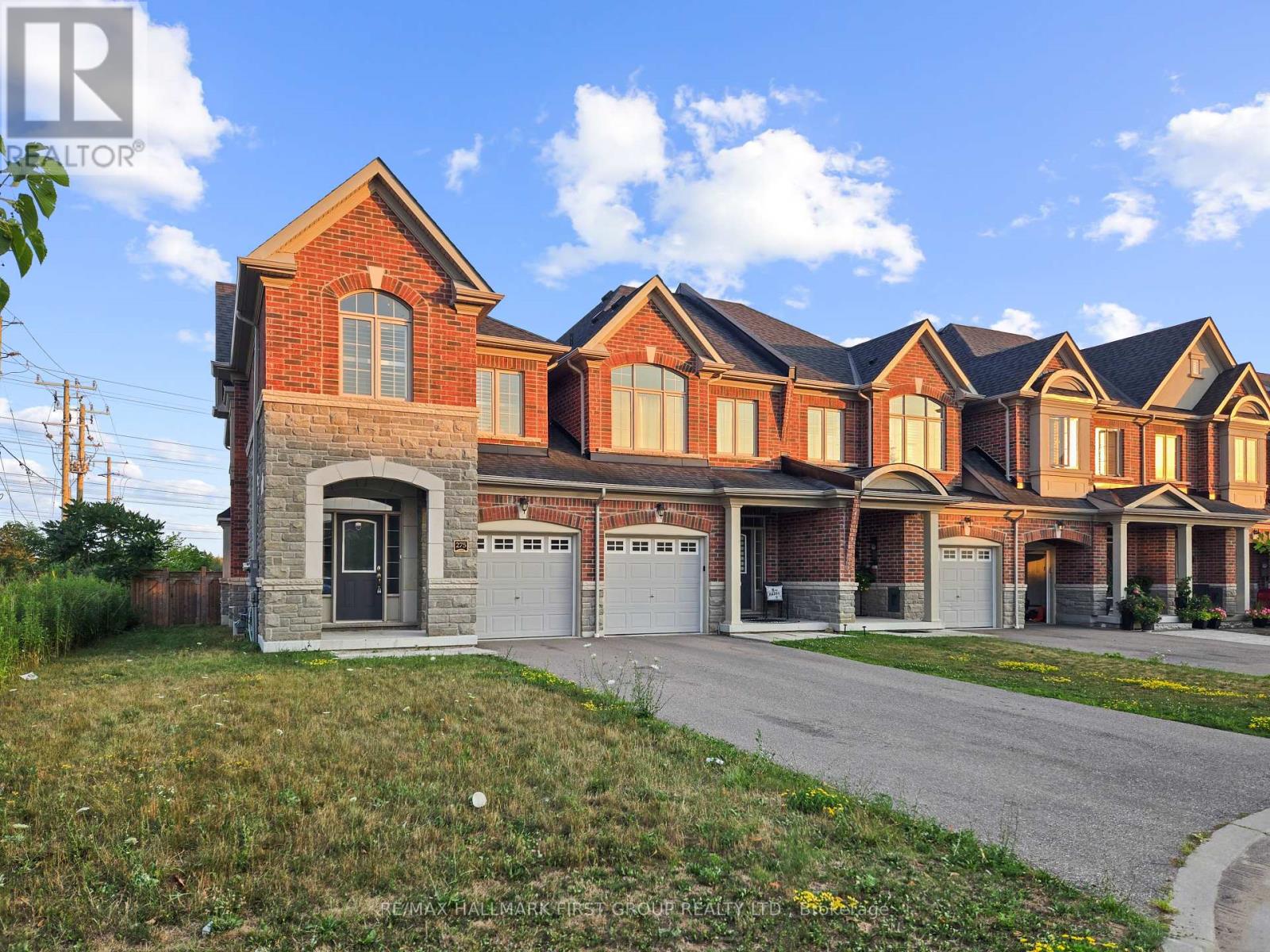 275 Shadow Pl S, Pickering, ON L1V 7H7